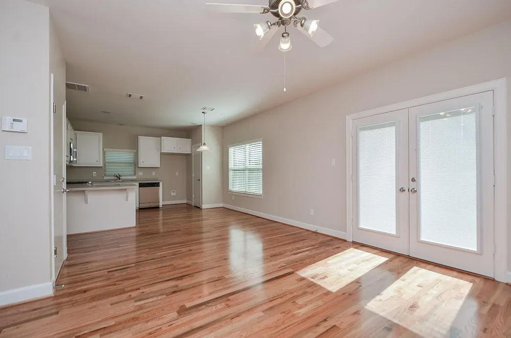 924 E 39th Street Houston, TX 77022