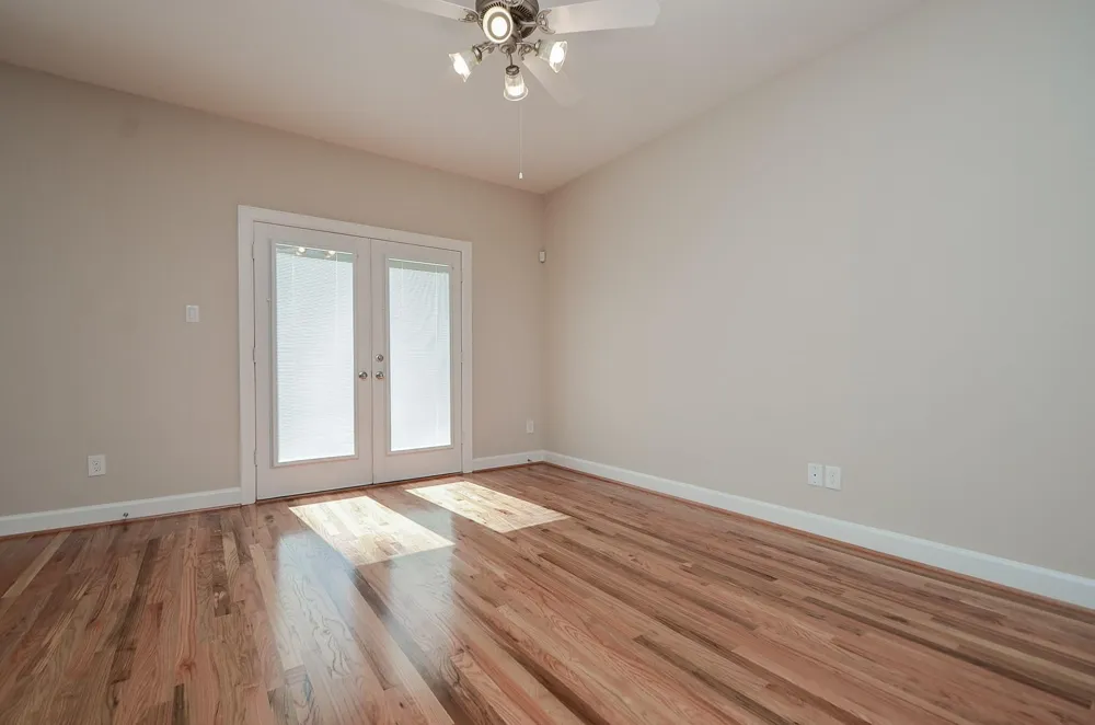 924 E 39th Street Houston, TX 77022