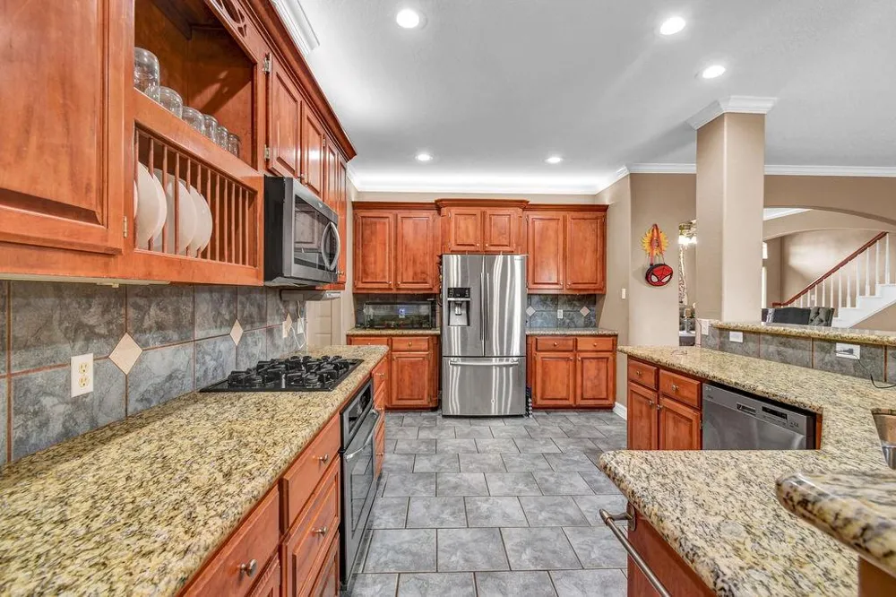 61 Parsley Court Lake Jackson, TX 77566