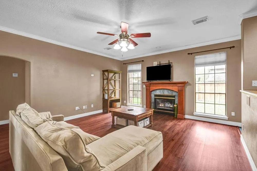 61 Parsley Court Lake Jackson, TX 77566