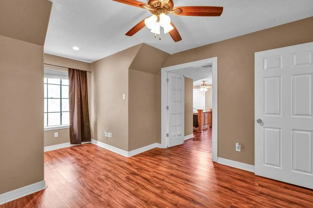 61 Parsley Court Lake Jackson, TX 77566
