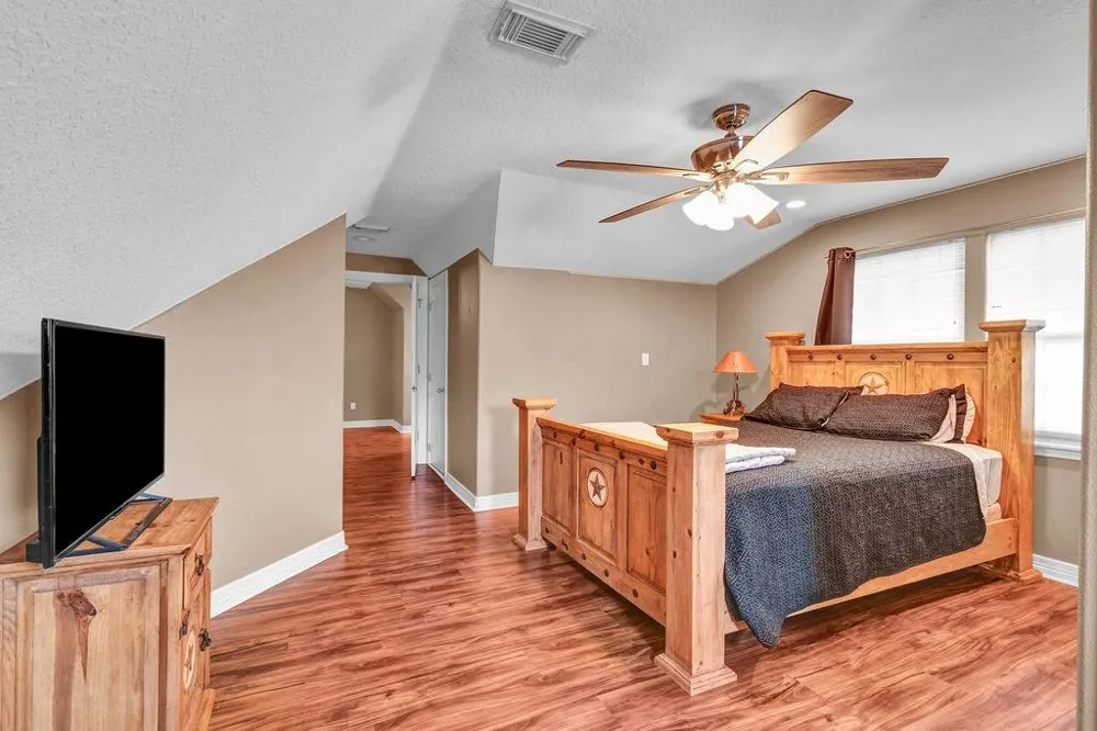 61 Parsley Court Lake Jackson, TX 77566