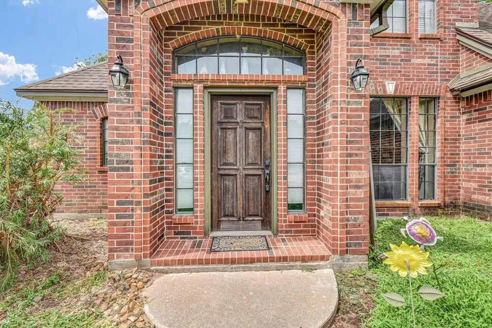 61 Parsley Court Lake Jackson, TX 77566