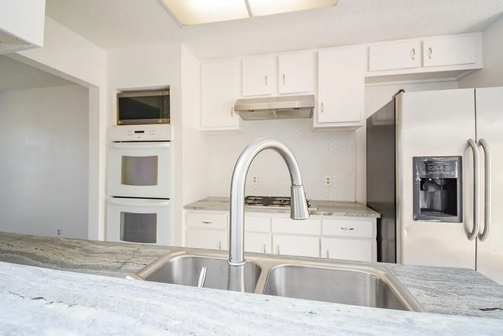 4906 E Orem Drive Houston, TX 77048