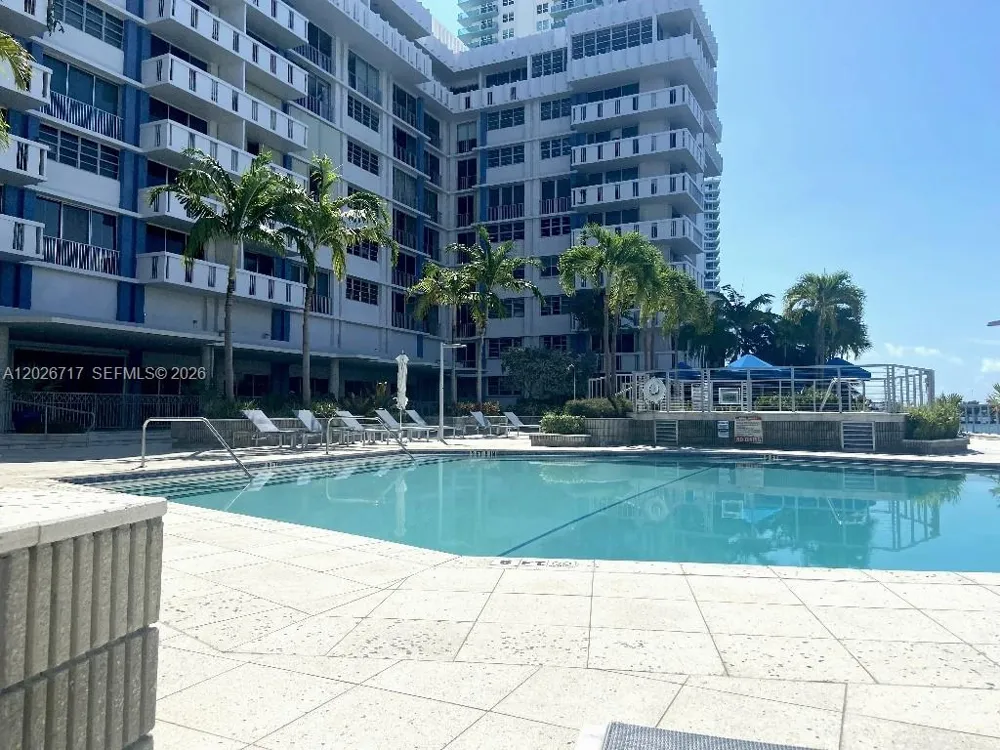 800 West Ave #342 Miami Beach, FL 33139