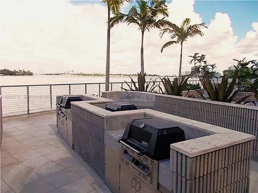 800 West Ave #342 Miami Beach, FL 33139