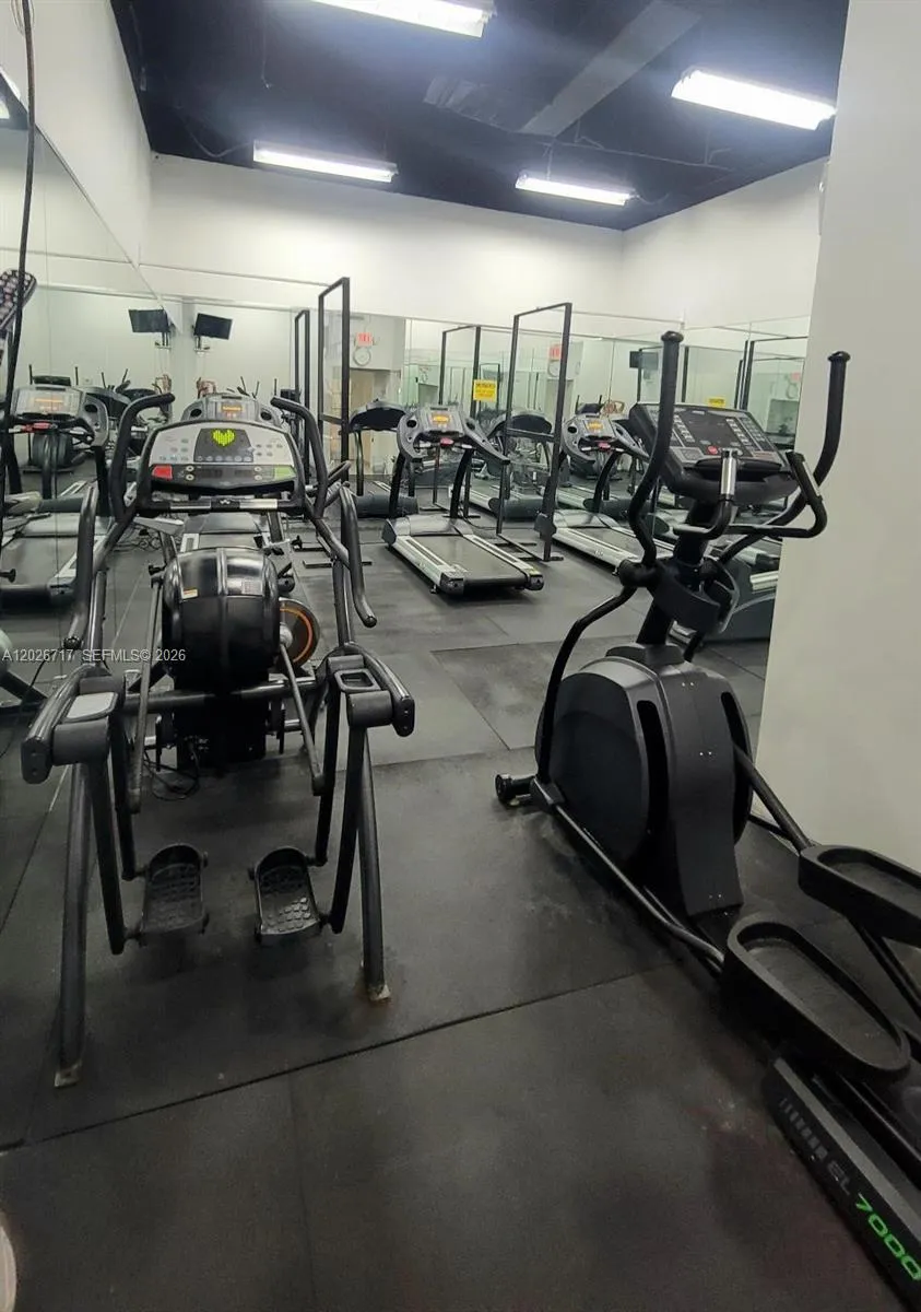 800 West Ave #342 Miami Beach, FL 33139