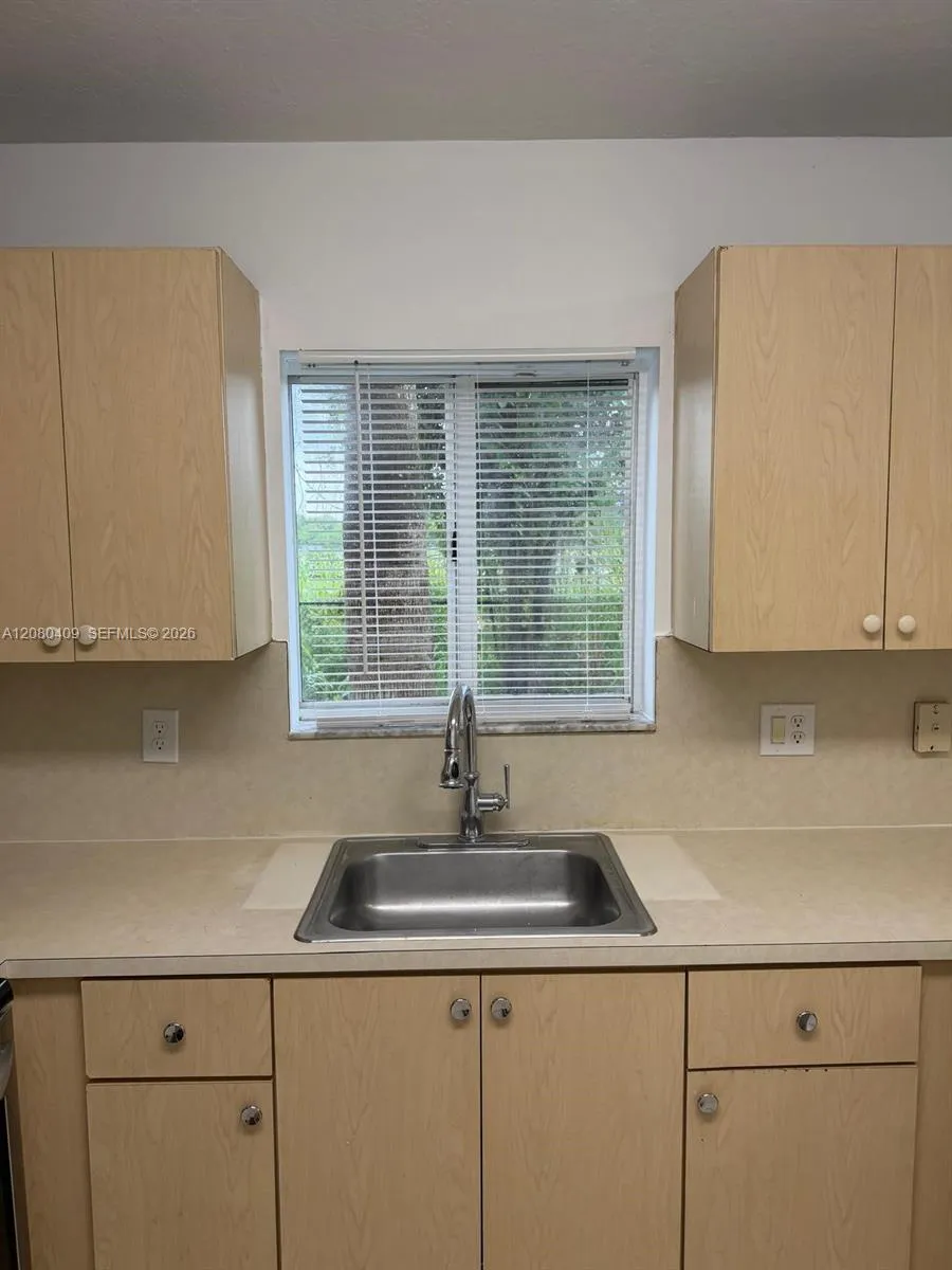 2900 SE 12th Rd #101-28 Homestead, FL 33035