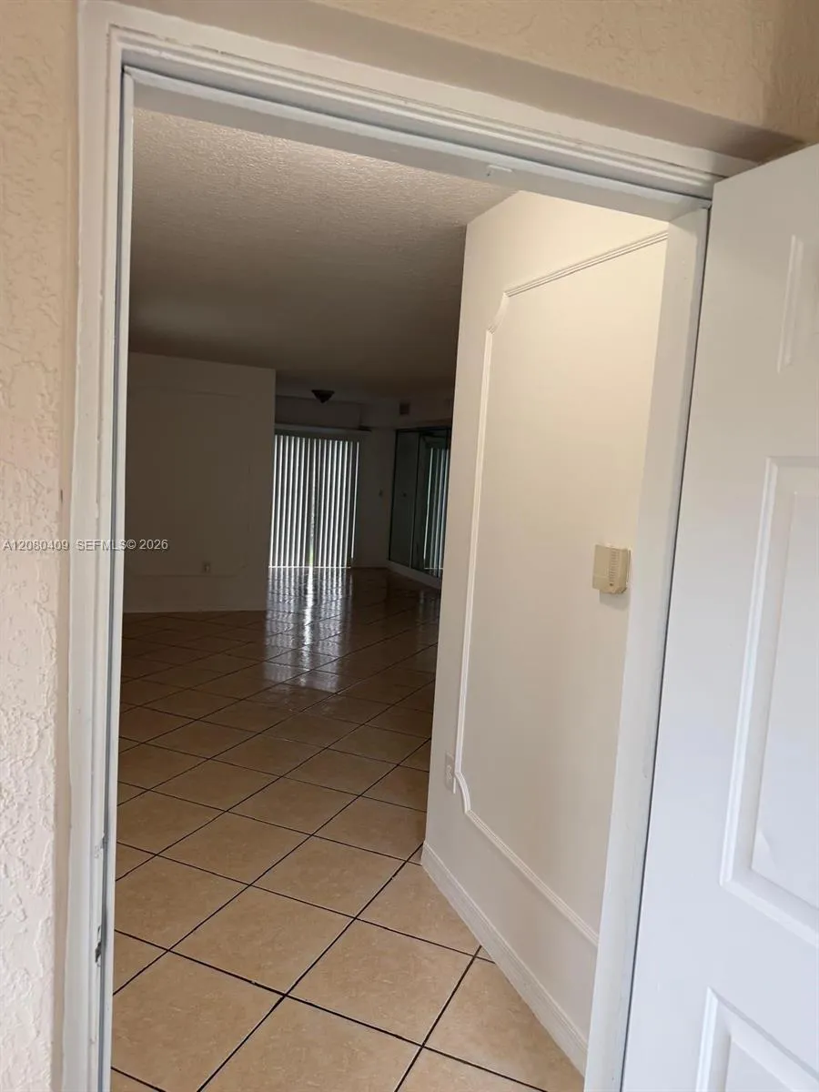 2900 SE 12th Rd #101-28 Homestead, FL 33035