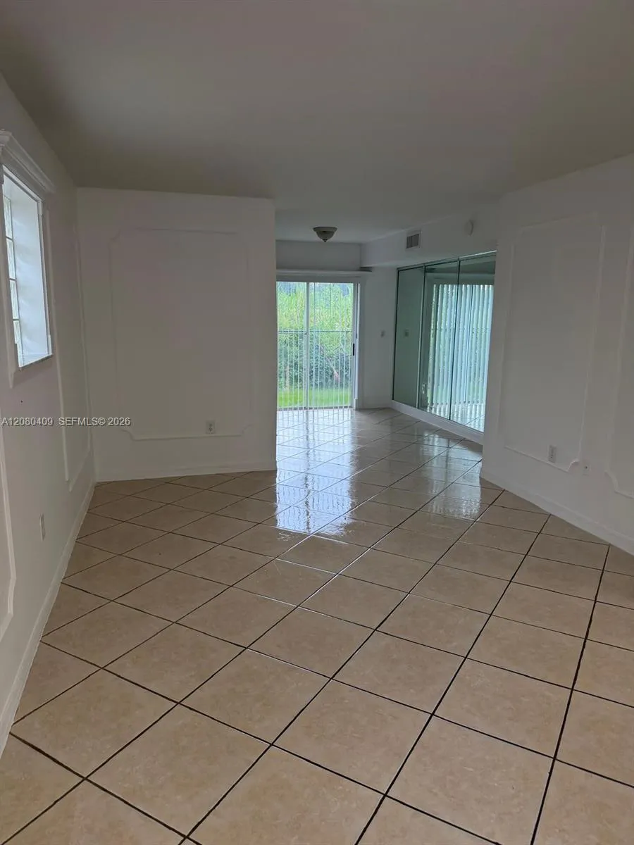2900 SE 12th Rd #101-28 Homestead, FL 33035