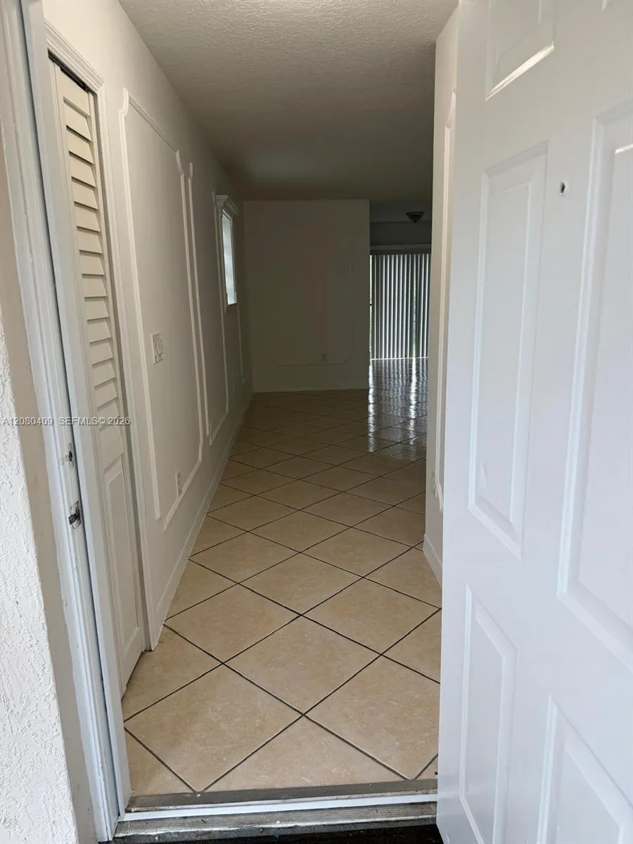 2900 SE 12th Rd #101-28 Homestead, FL 33035
