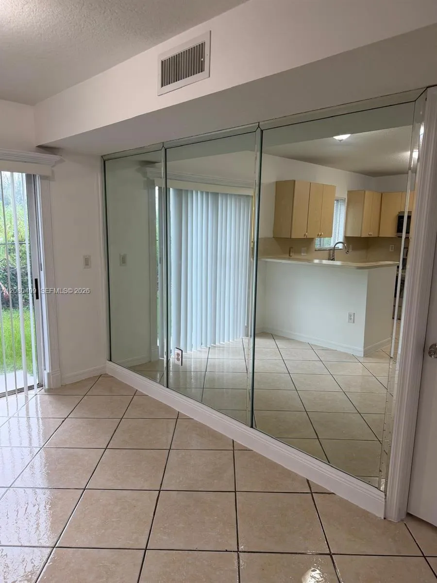 2900 SE 12th Rd #101-28 Homestead, FL 33035