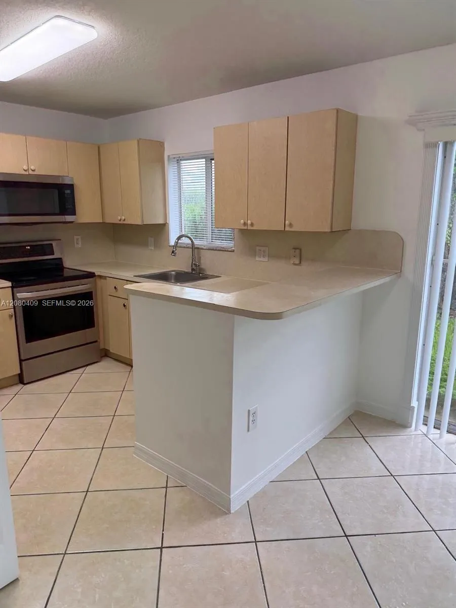 2900 SE 12th Rd #101-28 Homestead, FL 33035
