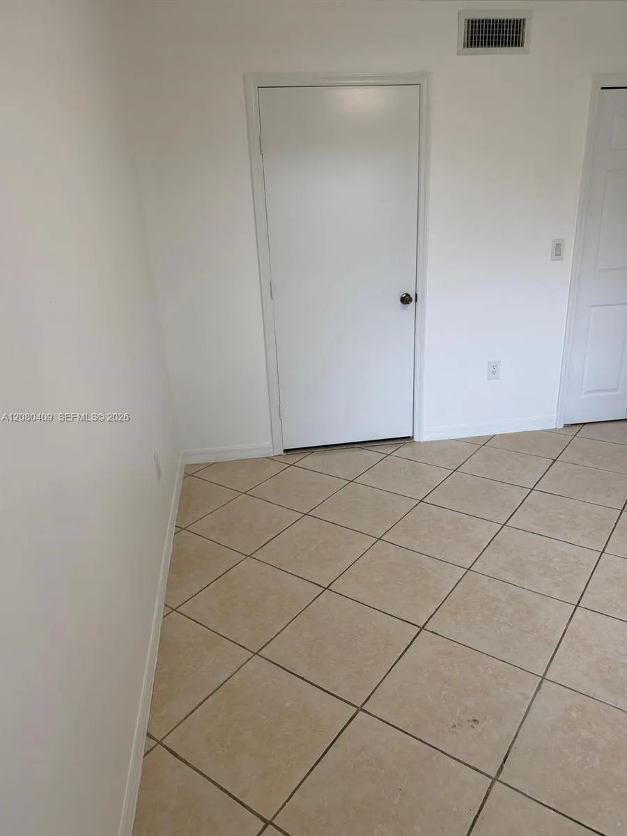 2900 SE 12th Rd #101-28 Homestead, FL 33035
