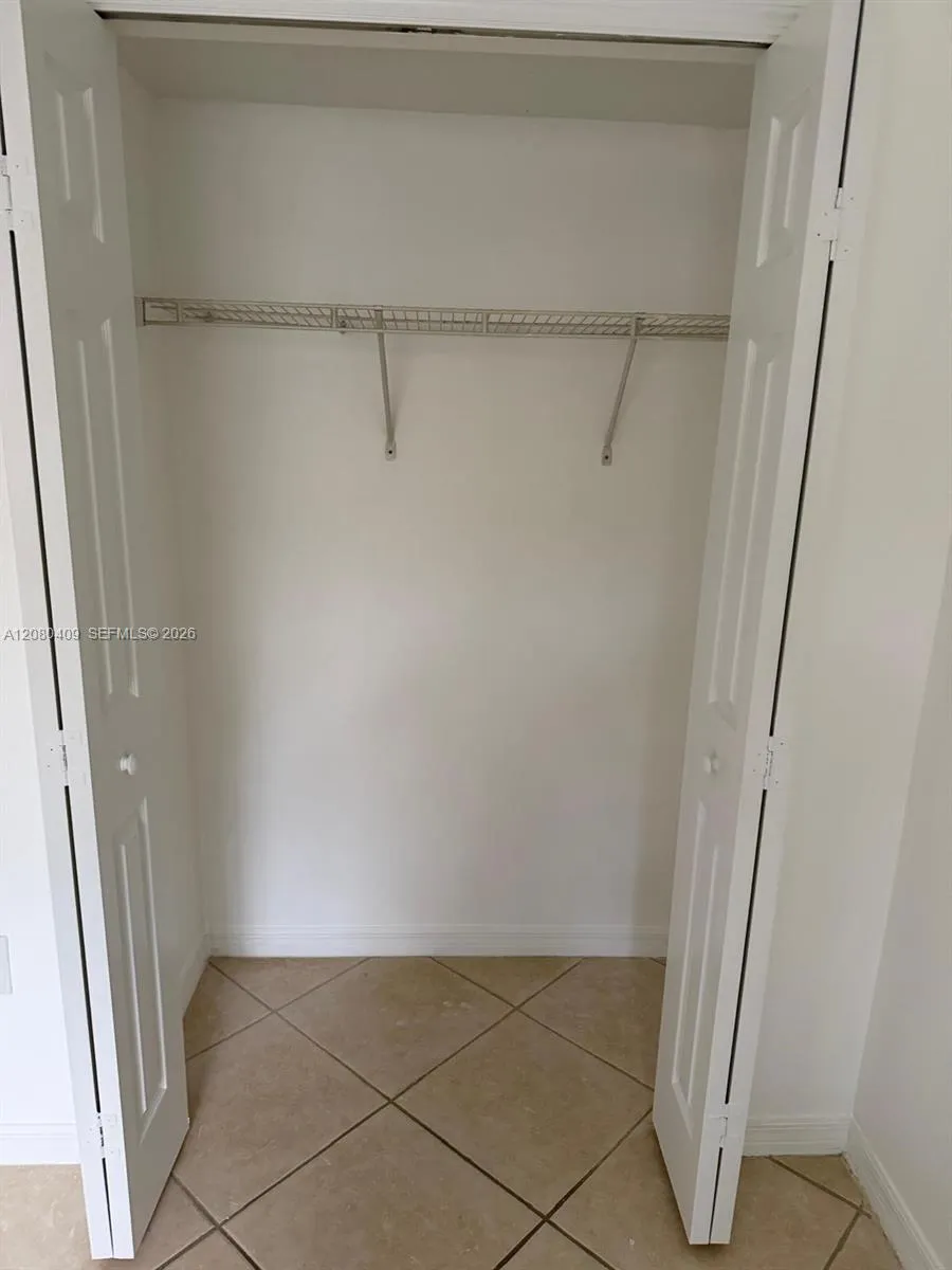 2900 SE 12th Rd #101-28 Homestead, FL 33035