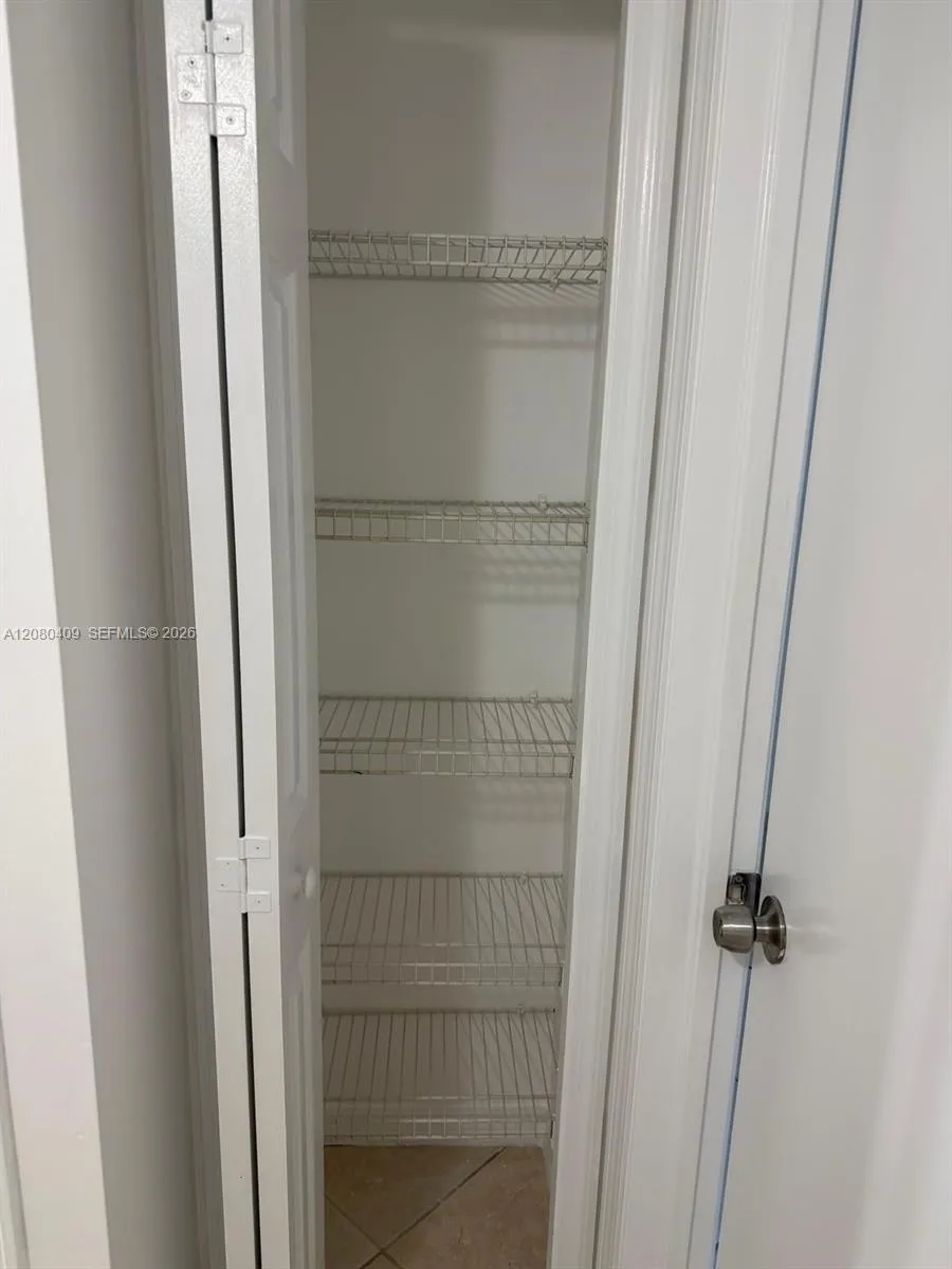 2900 SE 12th Rd #101-28 Homestead, FL 33035