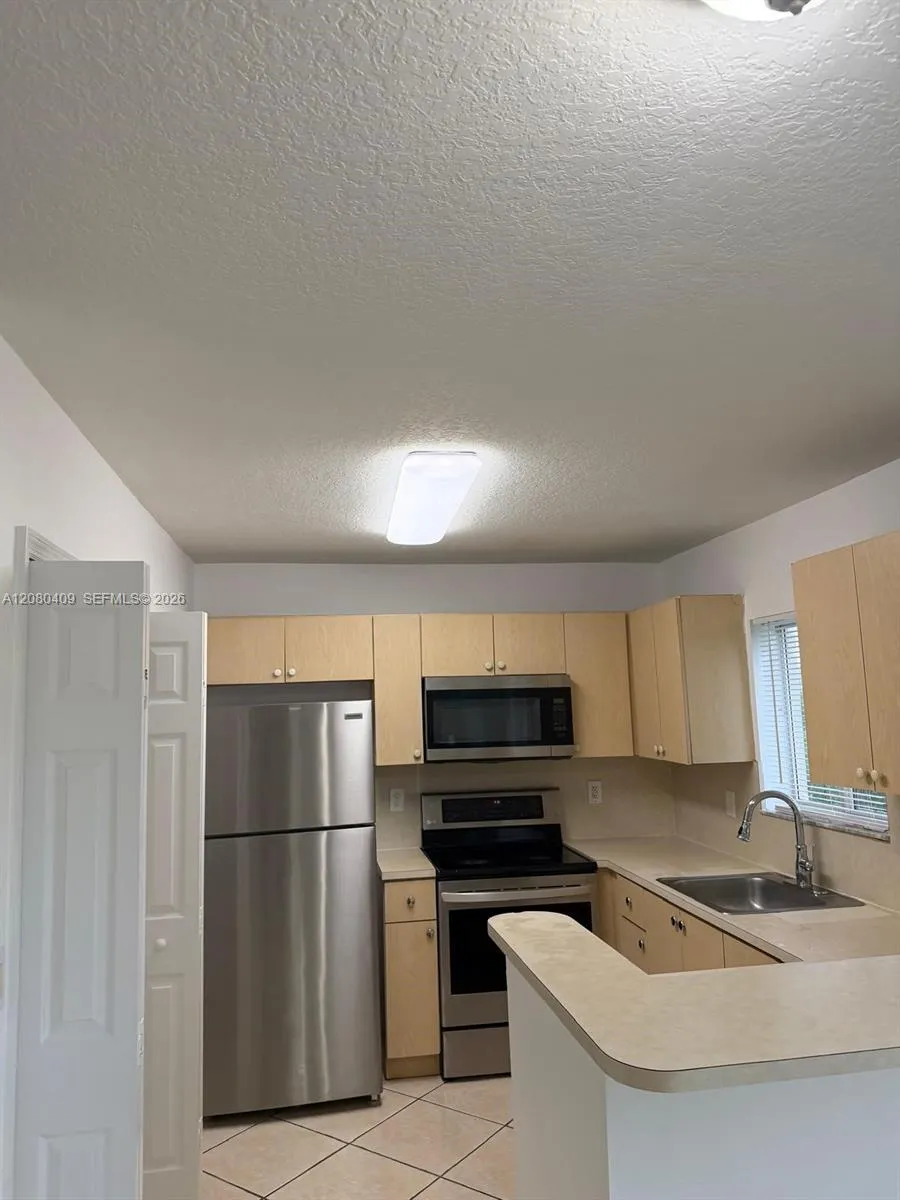 2900 SE 12th Rd #101-28 Homestead, FL 33035
