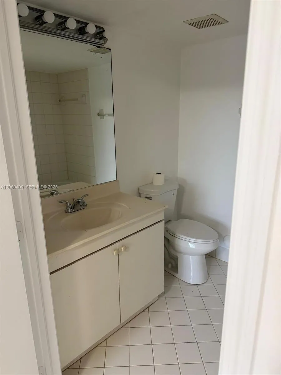 2900 SE 12th Rd #101-28 Homestead, FL 33035