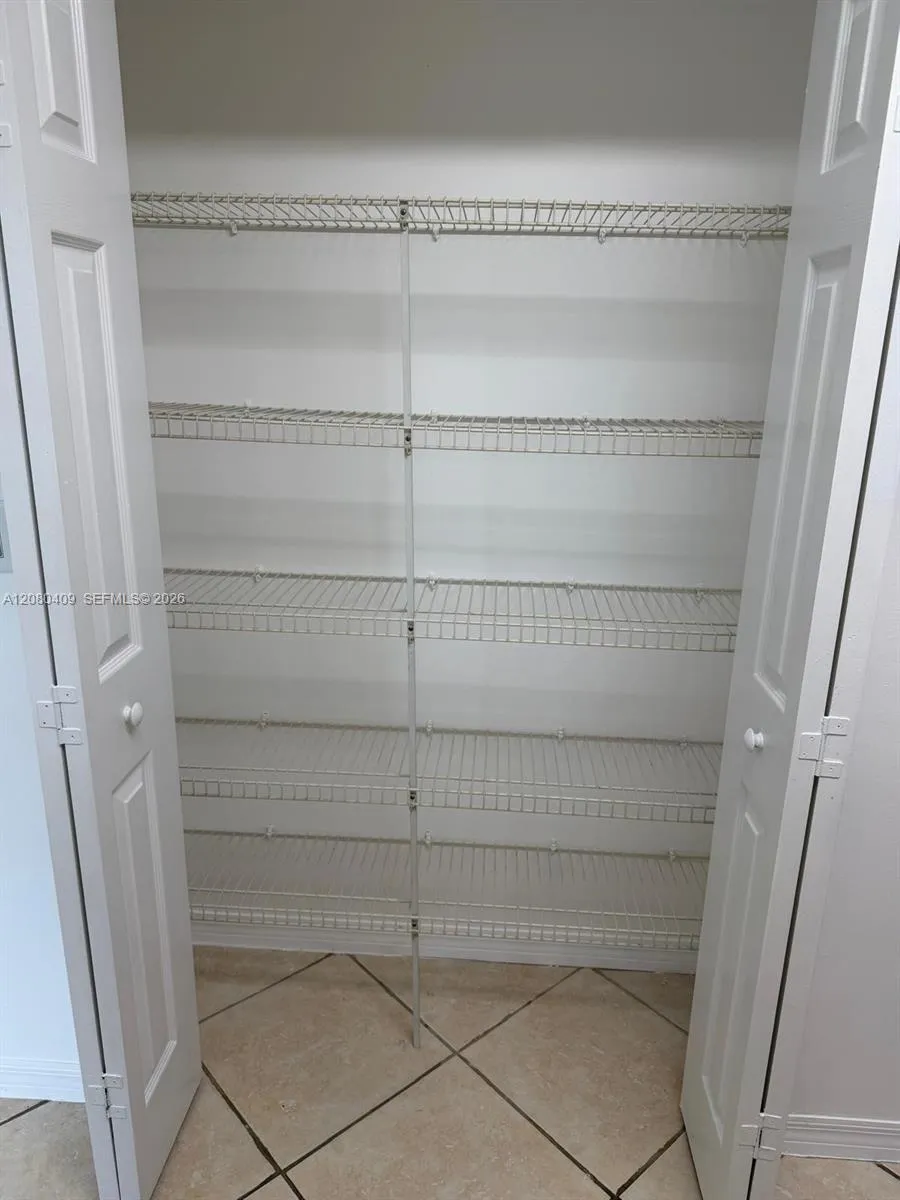 2900 SE 12th Rd #101-28 Homestead, FL 33035