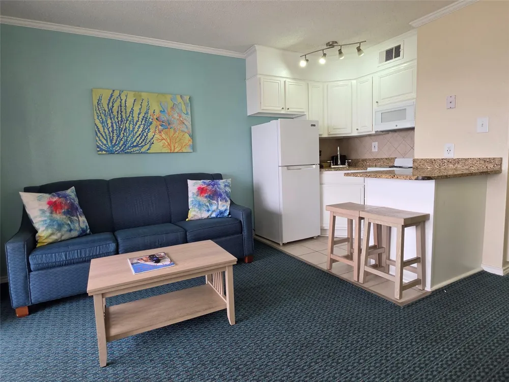 6102 Seawall Boulevard #306 Galveston, TX 77551