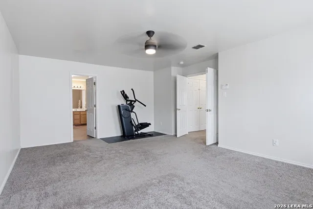 10810 Buckskin Spur San Antonio, TX 78254