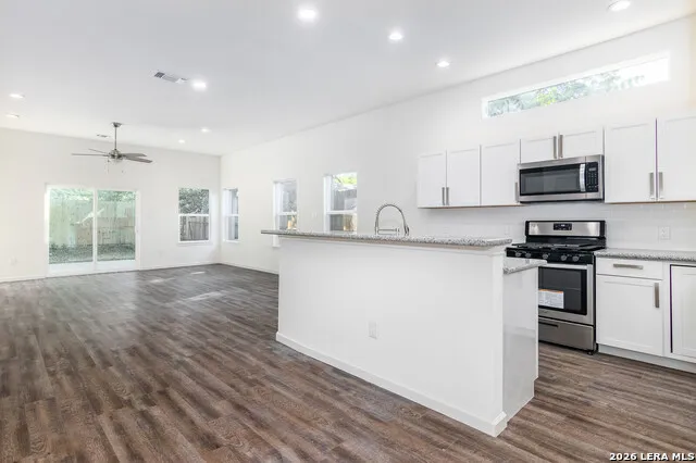 1618 Dakota Unit 102 San Antonio, TX 78203