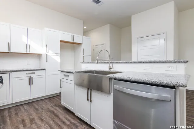 1618 Dakota Unit 102 San Antonio, TX 78203