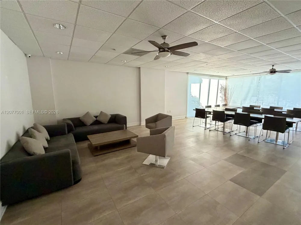 1555 Treasure Dr #412 North Bay Village, FL 33141