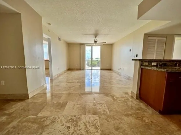 1555 Treasure Dr #412 North Bay Village, FL 33141