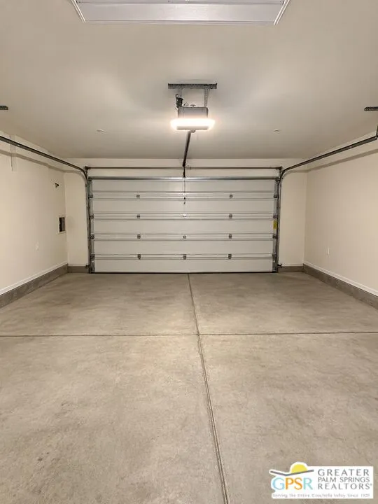 39935 Alba Way Palm Desert, CA 92211