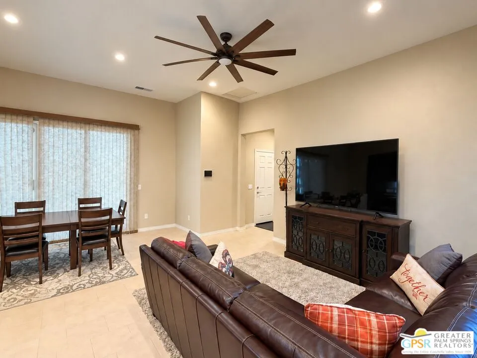 39935 Alba Way Palm Desert, CA 92211
