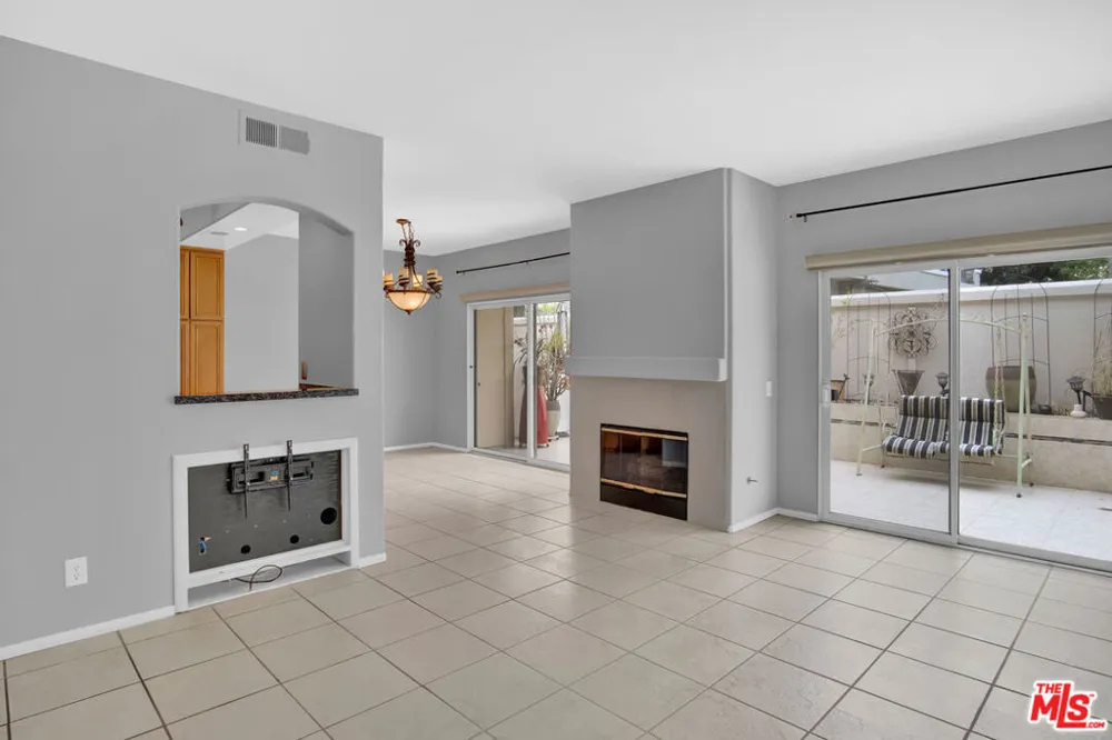 8 Sagunto Aliso Viejo, CA 92656
