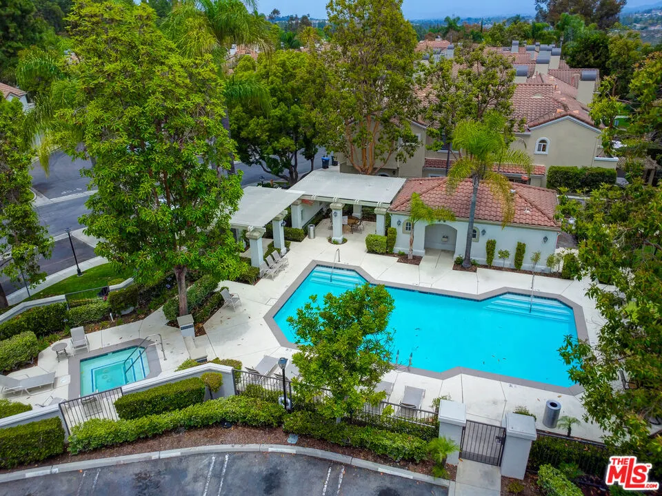 8 Sagunto Aliso Viejo, CA 92656
