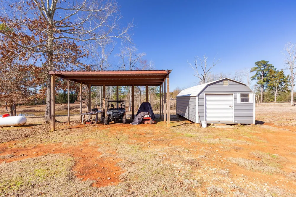 2731 Fm 225 Douglass, TX 75943