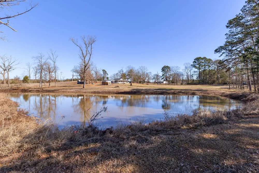 2731 Fm 225 Douglass, TX 75943