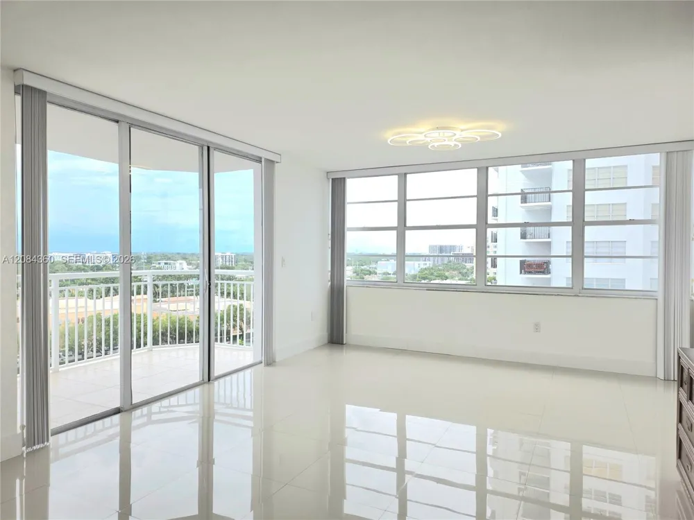 18051 Biscayne Blvd #1204 Aventura, FL 33160