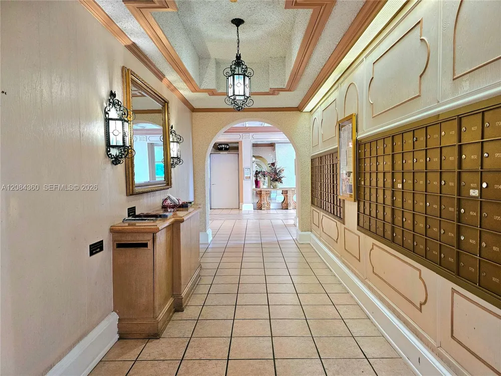 18051 Biscayne Blvd #1204 Aventura, FL 33160