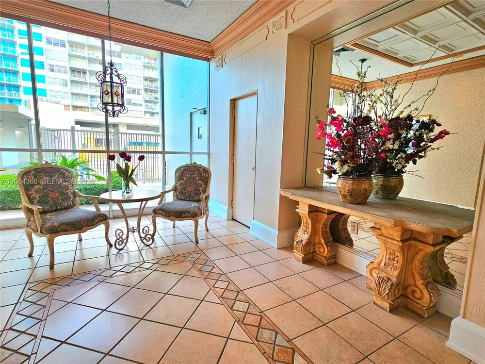 18051 Biscayne Blvd #1204 Aventura, FL 33160