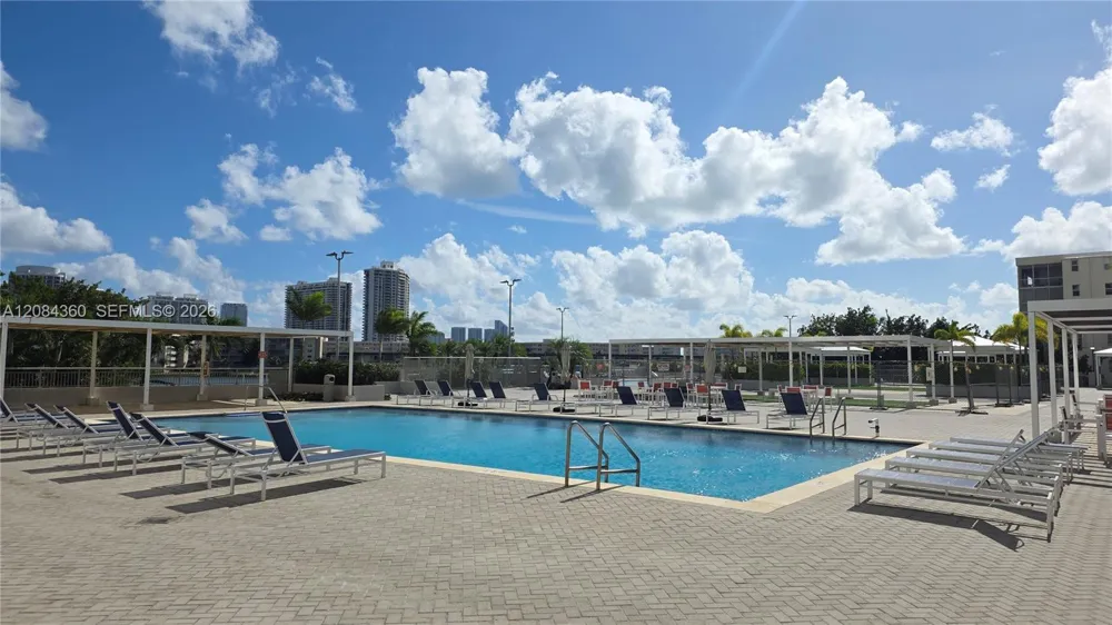18051 Biscayne Blvd #1204 Aventura, FL 33160