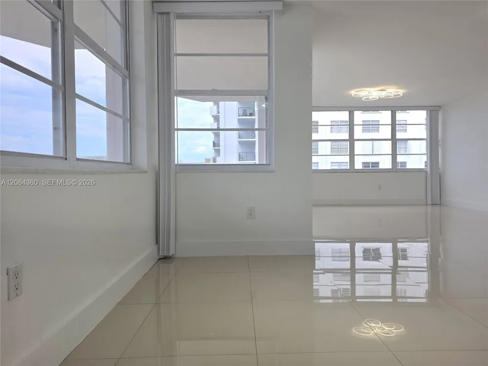 18051 Biscayne Blvd #1204 Aventura, FL 33160