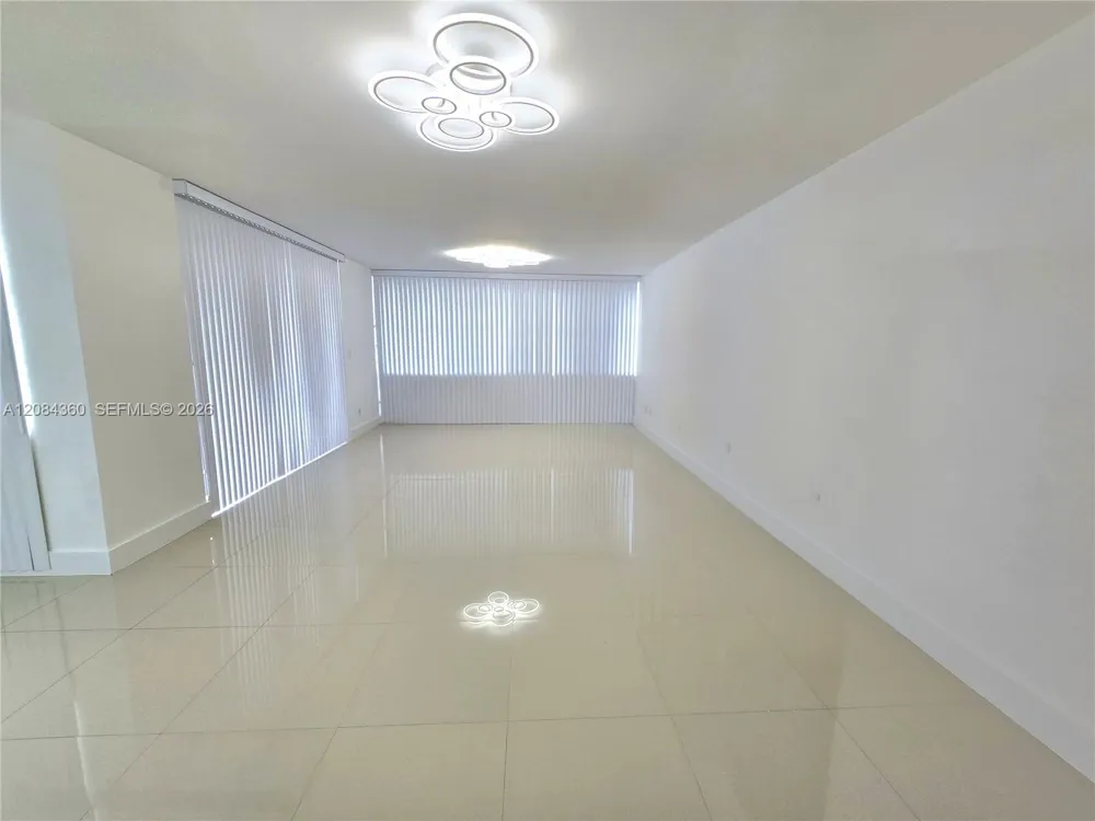 18051 Biscayne Blvd #1204 Aventura, FL 33160