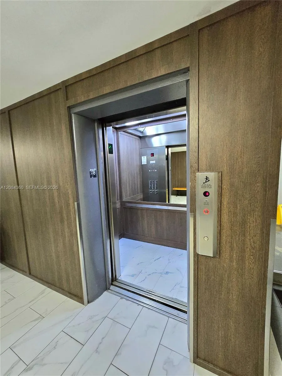 18051 Biscayne Blvd #1204 Aventura, FL 33160