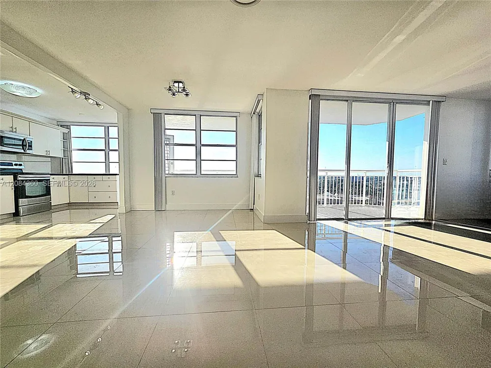 18051 Biscayne Blvd #1204 Aventura, FL 33160