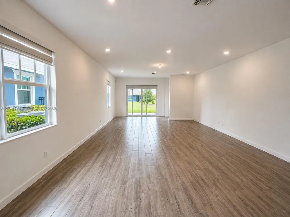 1263 Tangled Orchard Trce Loxahatchee, FL 33470