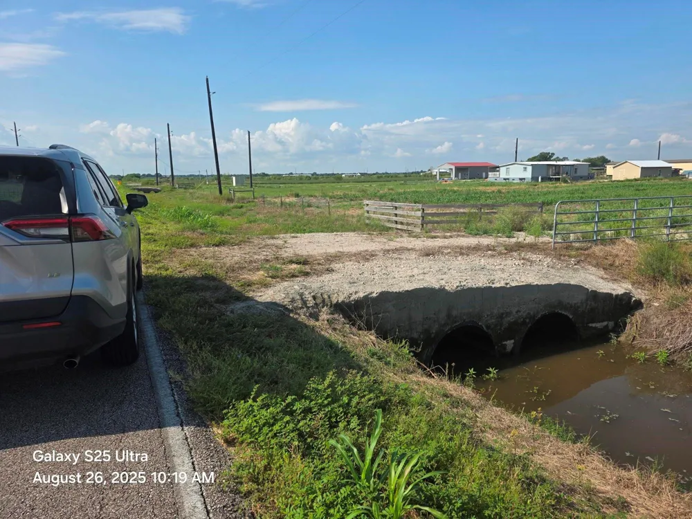 4327 Polak Road Wallis, TX 77485