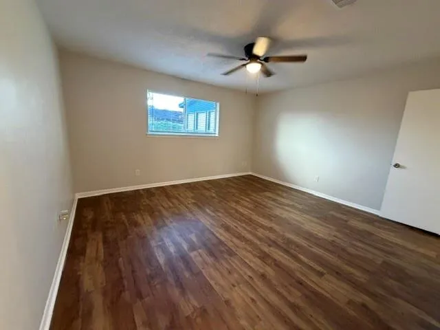 4808 Fairmoor Street Pasadena, TX 77505