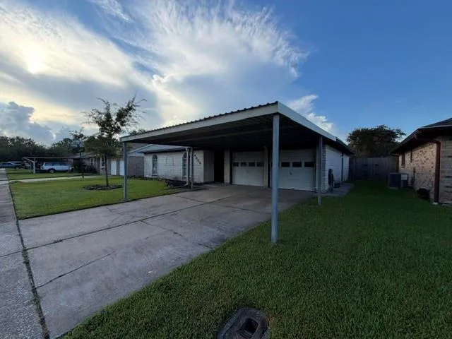 4808 Fairmoor Street Pasadena, TX 77505