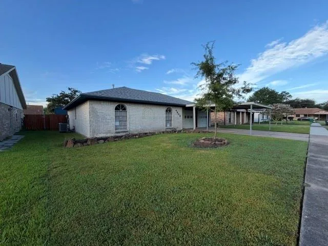 4808 Fairmoor Street Pasadena, TX 77505