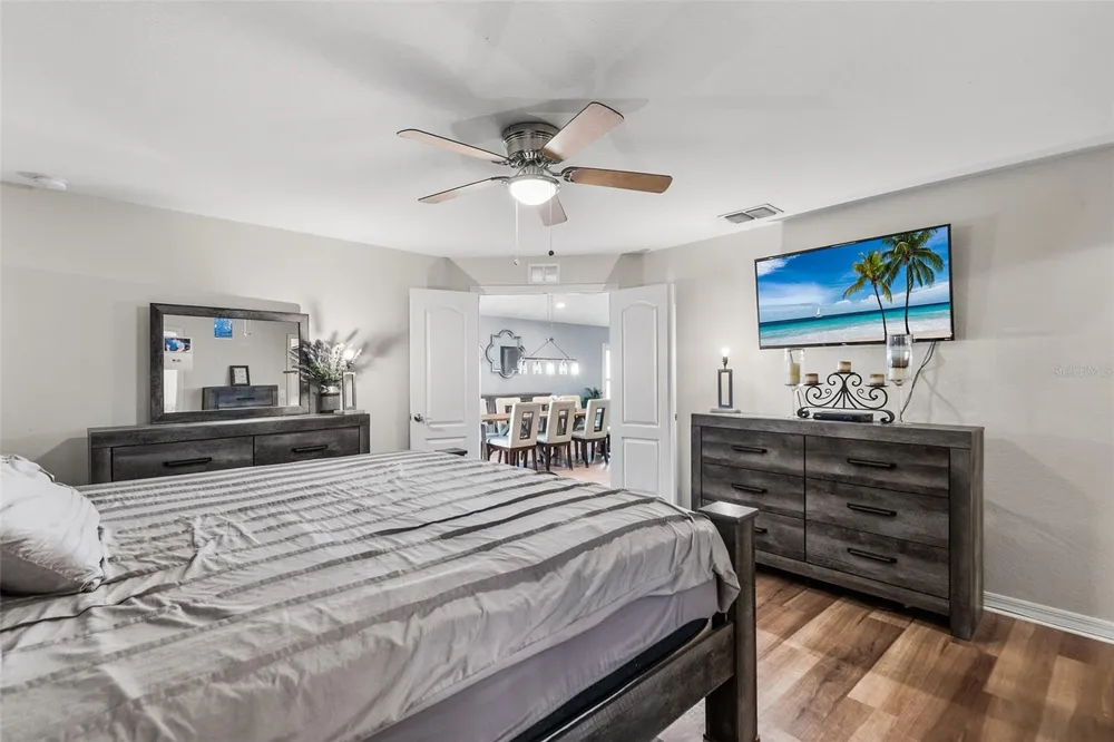 171 LAKE MARIANA PLACE Auburndale, FL 33823