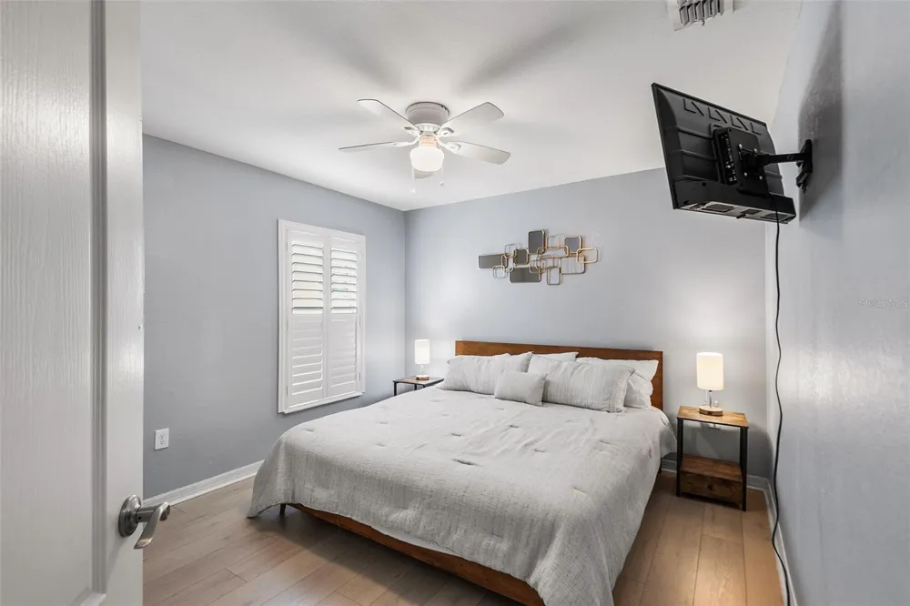 171 LAKE MARIANA PLACE Auburndale, FL 33823